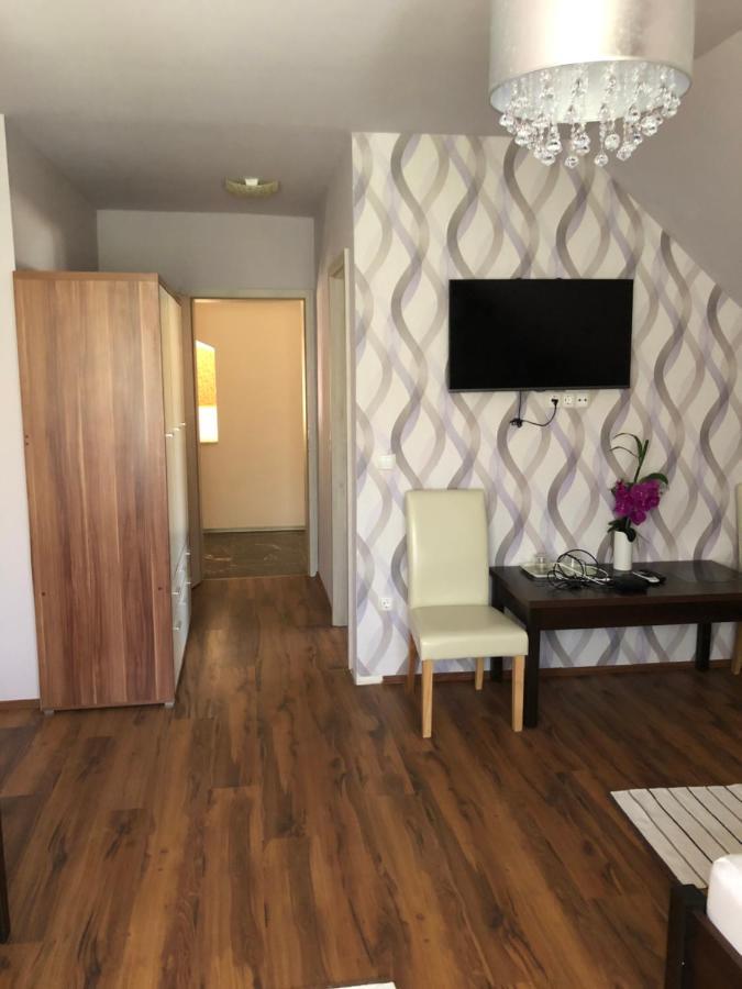 Kiscsere Vendeghaz Kallosemjen Exteriér fotografie